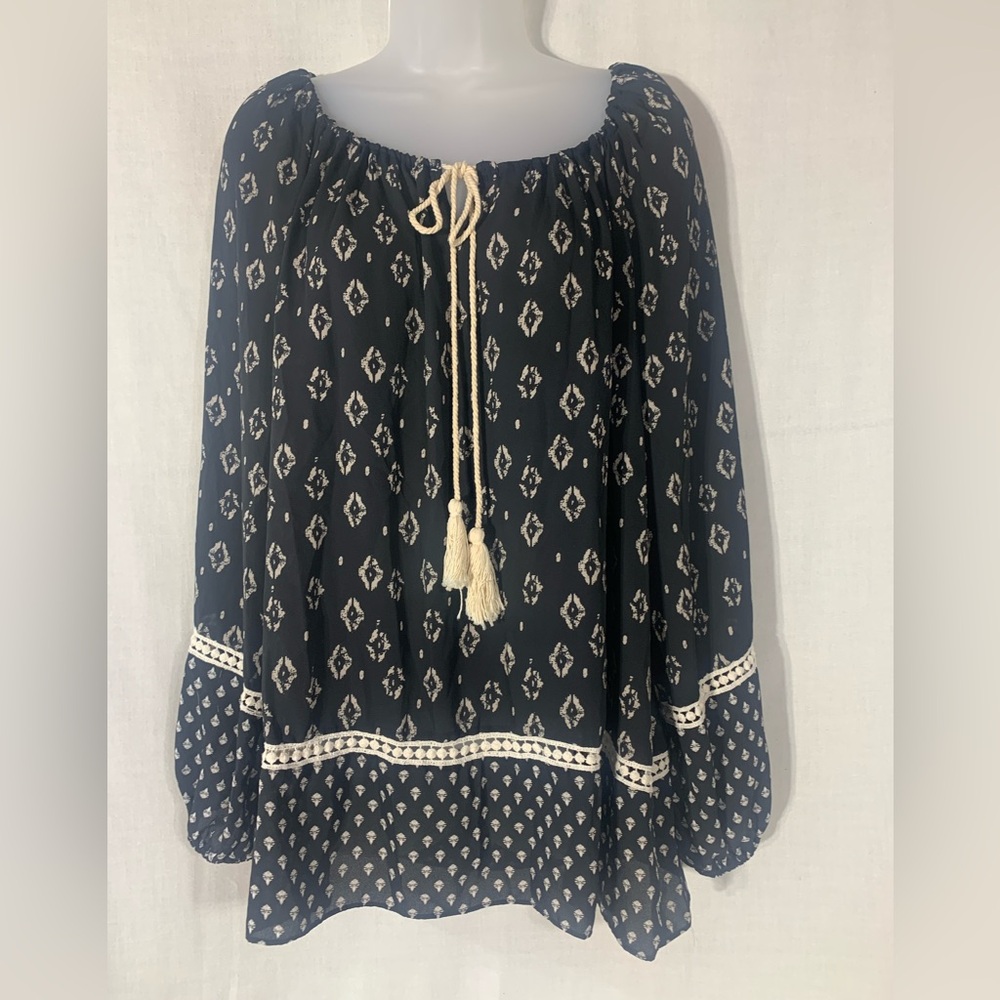 Simi & Jo long sleeve boho Women's Black with embroidery Patterned Top Sz Large